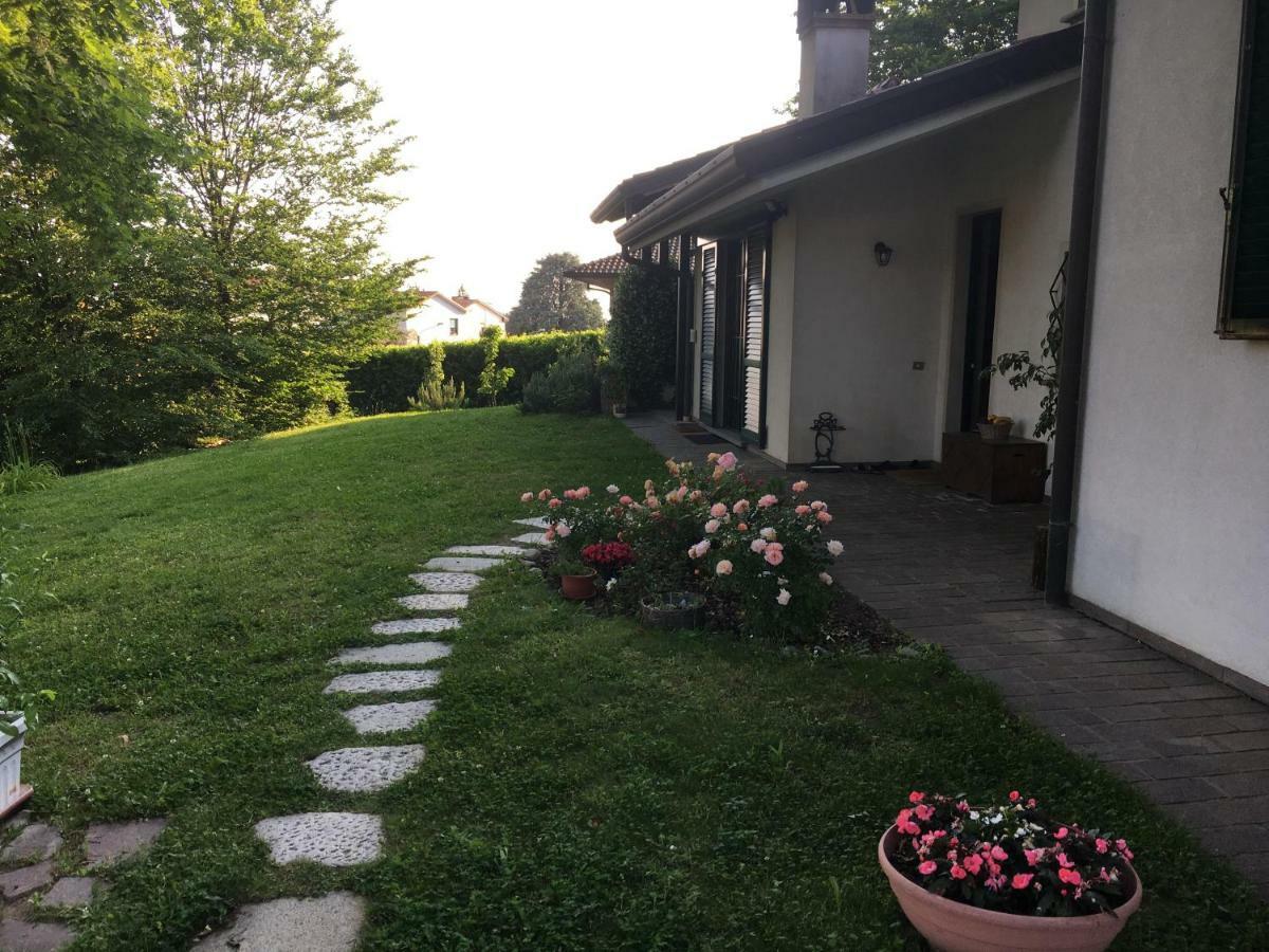 Bed and Breakfast Elleboro à Carugo Extérieur photo